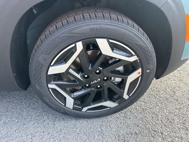 Photo of 2026 Blue Kia Seltos