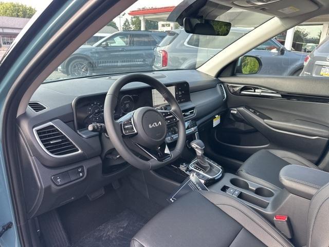 Photo of 2026 Blue Kia Seltos