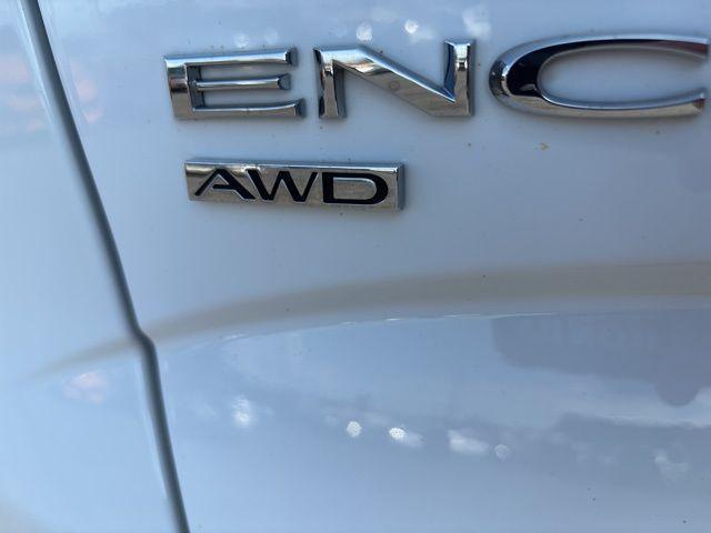 Photo of 2024 Summit White Buick Enclave