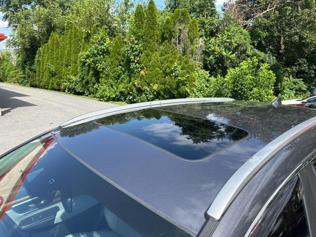 Photo of 2022 Gray Honda CR-V