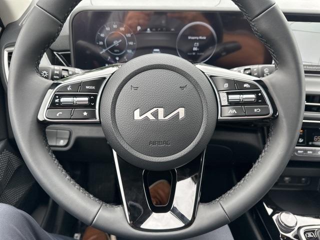 Photo of 2025 Mars Orange Kia Seltos