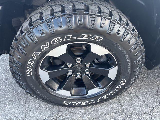 Photo of 2022 Bright White Clearcoat RAM 1500