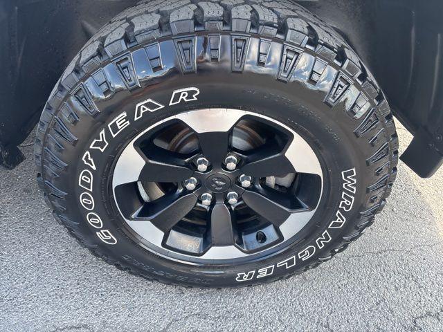 Photo of 2022 Bright White Clearcoat RAM 1500
