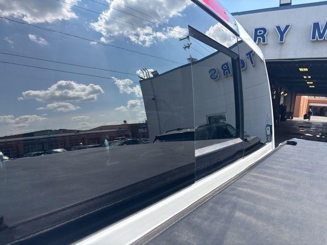 Photo of 2022 Bright White Clearcoat RAM 1500