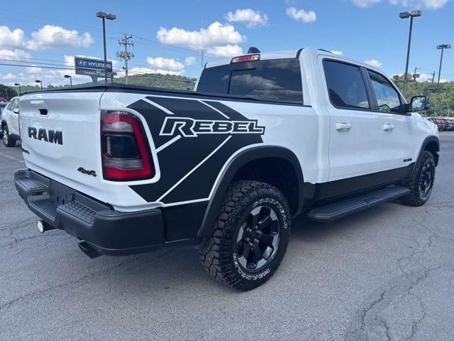 Photo of 2022 Bright White Clearcoat RAM 1500