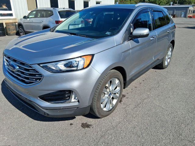 Photo of 2020 Iconic Silver Metallic Ford Edge