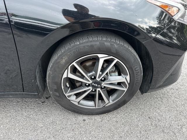 Photo of 2024 Aurora Black Pearl Kia Forte