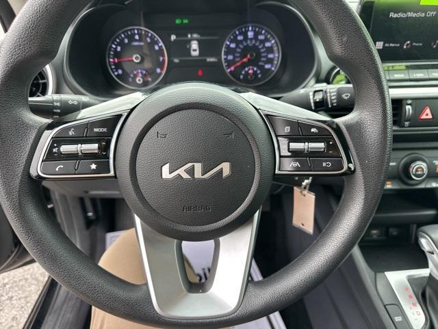 Photo of 2024 Aurora Black Pearl Kia Forte