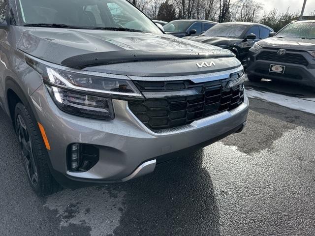 Photo of 2025 Steel Gray Kia Seltos