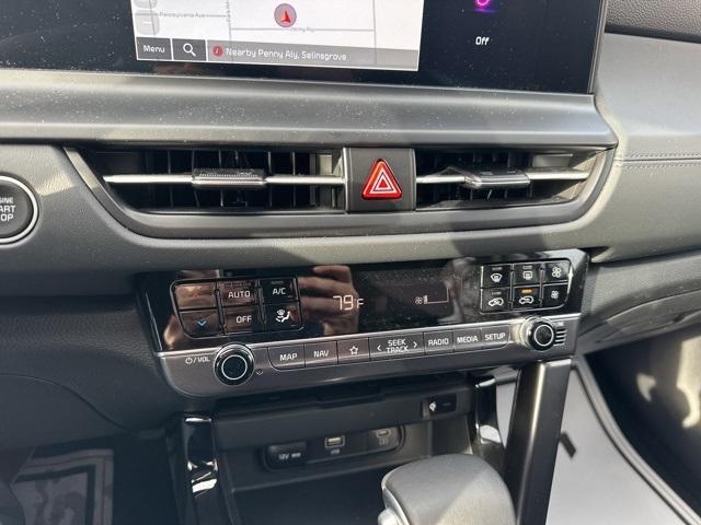 Photo of 2025 Steel Gray Kia Seltos
