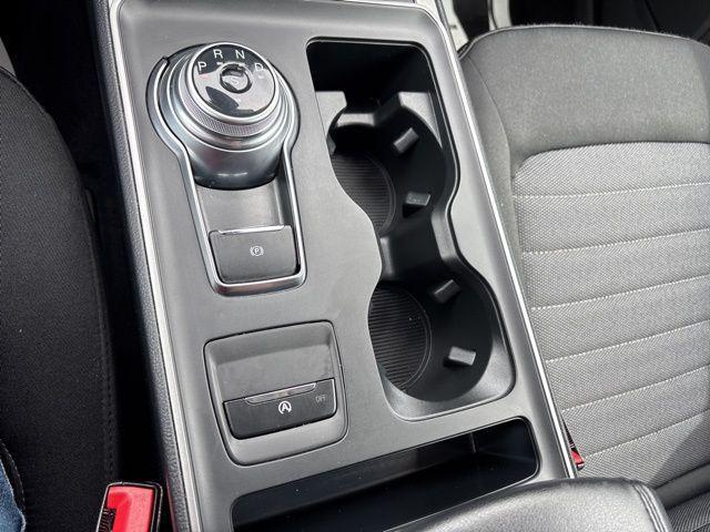 Photo of 2024 Black Metallic Ford Edge