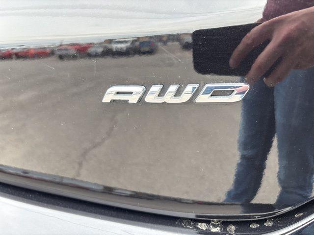Photo of 2024 Black Metallic Ford Edge