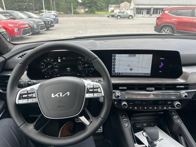 Photo of 2025 Wolf Gray Kia Telluride