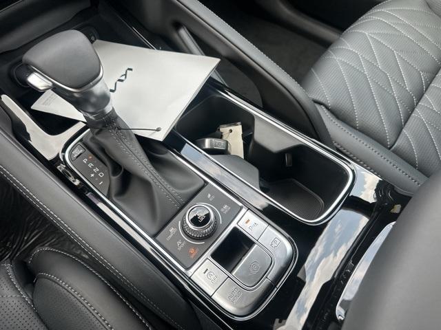 Photo of 2025 Wolf Gray Kia Telluride