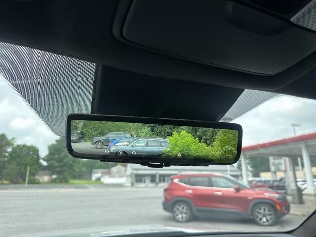 Photo of 2025 Wolf Gray Kia Telluride