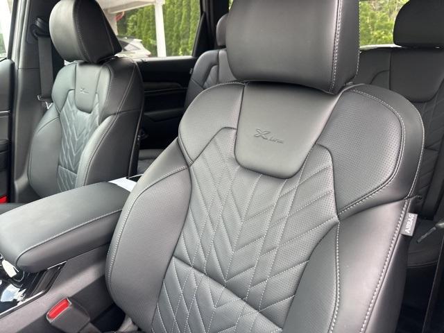 Photo of 2025 Wolf Gray Kia Telluride