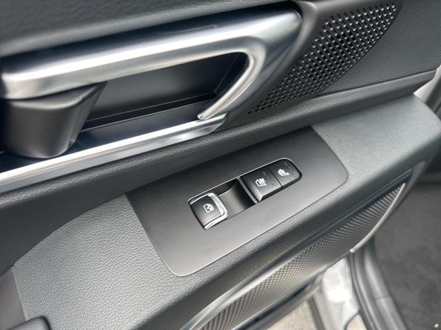 Photo of 2025 Wolf Gray Kia Telluride