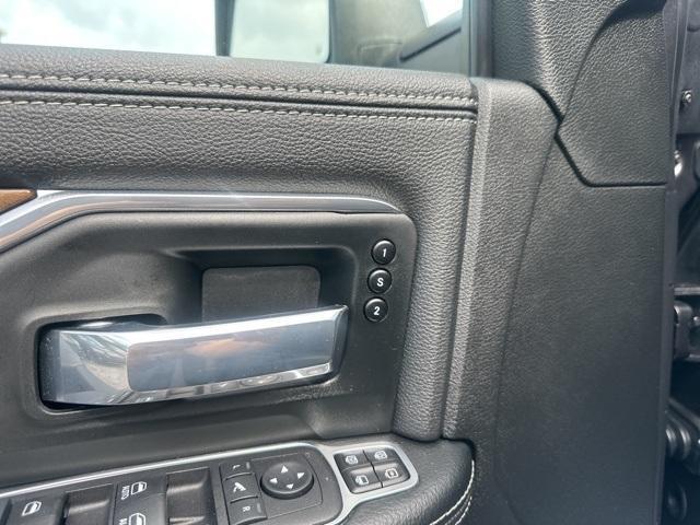 Photo of 2024 Granite Crystal Clearcoat Metallic RAM 2500