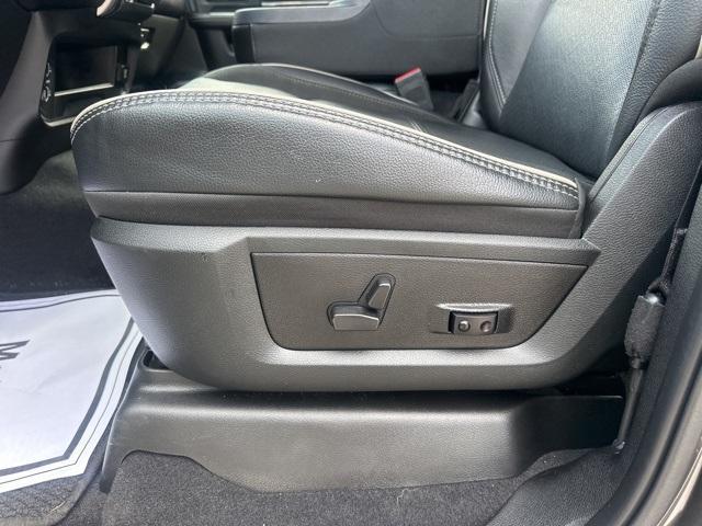 Photo of 2024 Granite Crystal Clearcoat Metallic RAM 2500