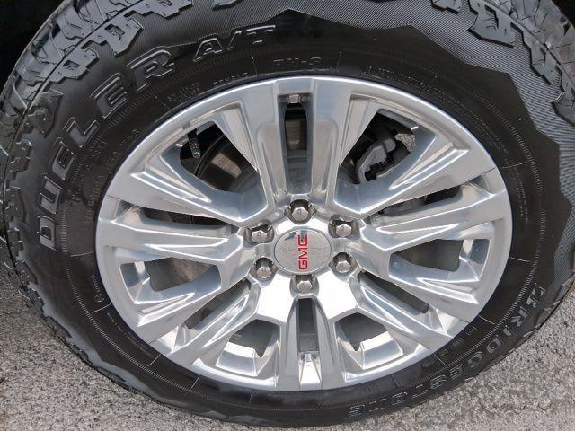 Photo of 2024 Metallic GMC Sierra 1500