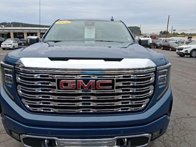 Photo of 2024 Metallic GMC Sierra 1500