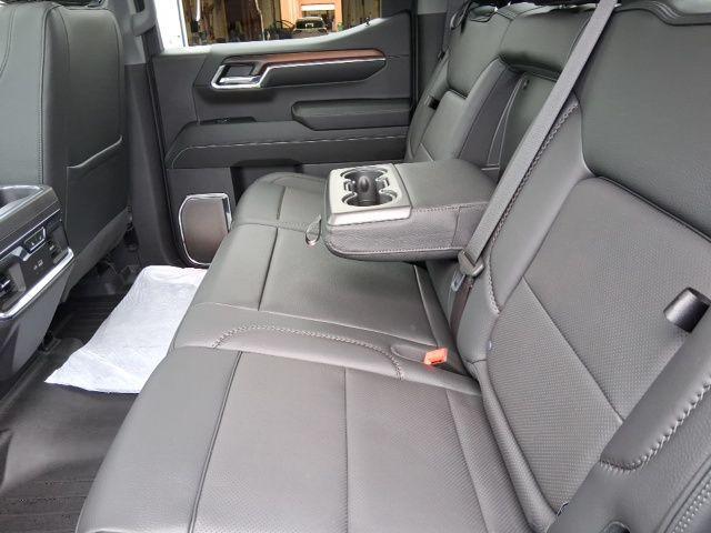Photo of 2024 Metallic GMC Sierra 1500