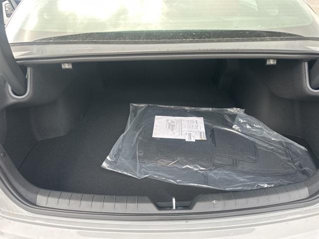 Photo of 2025 Wolf Gray Kia K5