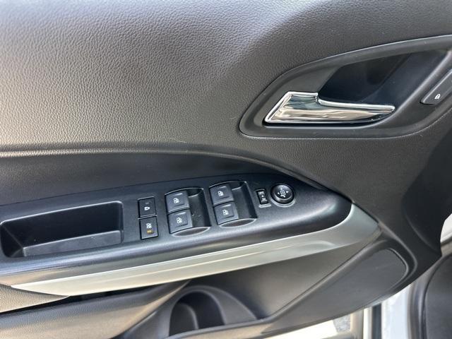 Photo of 2021 Summit White Chevrolet Colorado