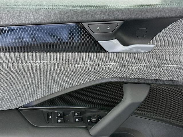 Photo of 2025 Pyrite Silver Metallic Volkswagen Tiguan