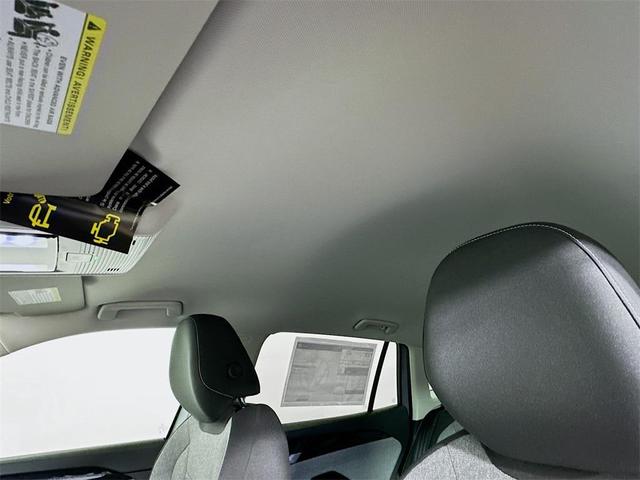 Photo of 2025 Pyrite Silver Metallic Volkswagen Tiguan
