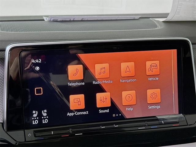 Photo of 2025 Pure Gray Volkswagen Atlas