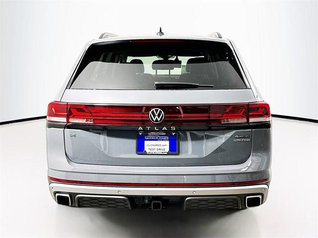 Photo of 2025 Pure Gray Volkswagen Atlas