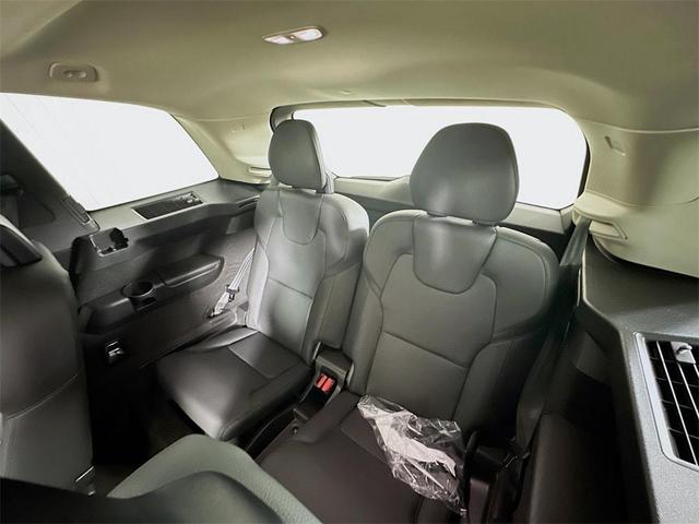Photo of 2025 Crystal White Pearl Volvo XC90 Plug-In Hybrid