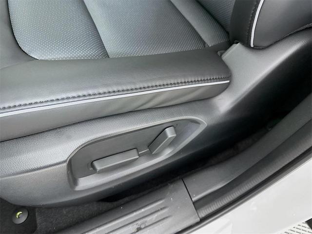Photo of 2025 Rhodium White Metallic Mazda CX-5
