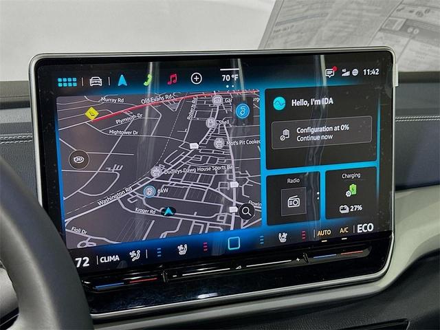 Photo of 2025 Deep Black Pearl Effect Volkswagen ID.4