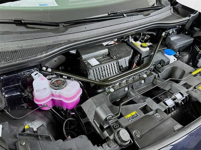 Photo of 2025 Deep Black Pearl Effect Volkswagen ID.4
