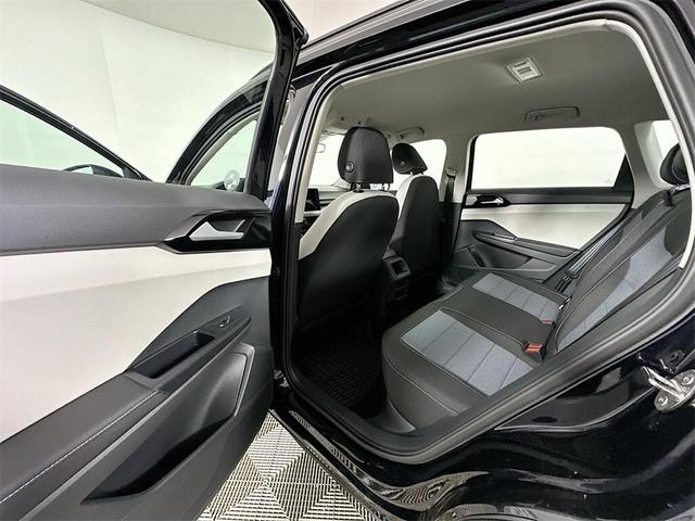 Photo of 2025 Deep Black Pearl Effect Volkswagen Taos