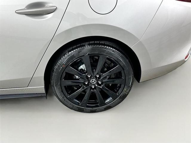 Photo of 2025 Platinum Mazda Mazda3