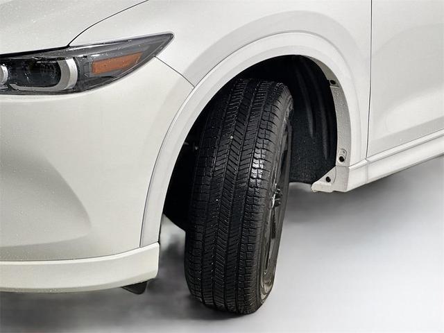Photo of 2025 Rhodium Mazda CX-5