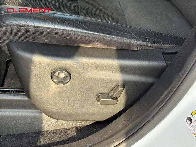 Photo of 2021 Bright White Clearcoat Jeep Grand Cherokee