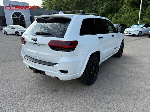 Photo of 2021 Bright White Clearcoat Jeep Grand Cherokee