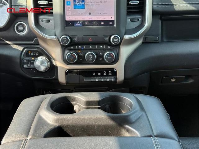 Photo of 2022 Bright White Clearcoat RAM 1500