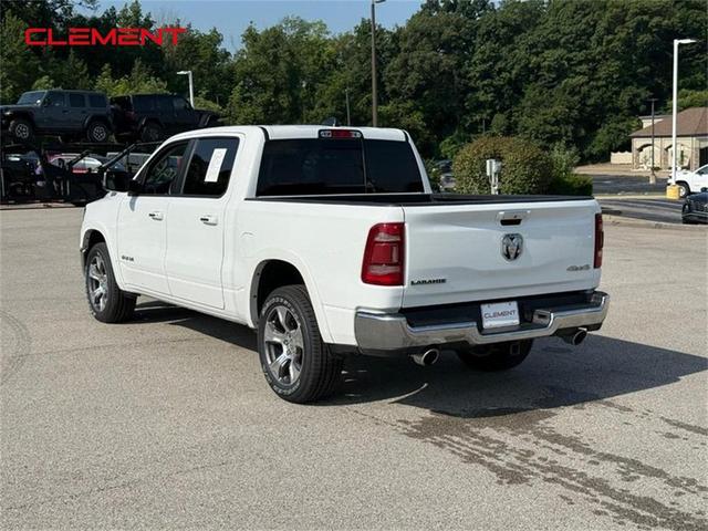 Photo of 2022 Bright White Clearcoat RAM 1500