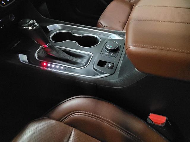 Photo of 2019 Mosaic Black Metallic Chevrolet Traverse