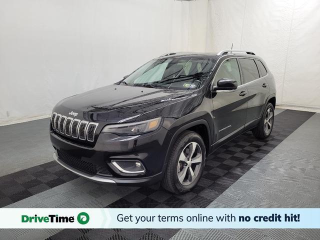 Photo of 2019 Diamond Black Crystal Pearlcoat Jeep Cherokee