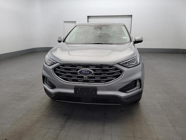 Photo of 2023 Iconic Silver Metallic Ford Edge