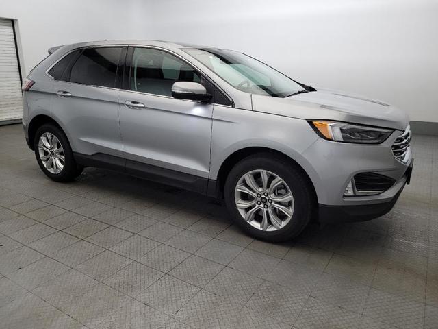 Photo of 2023 Iconic Silver Metallic Ford Edge