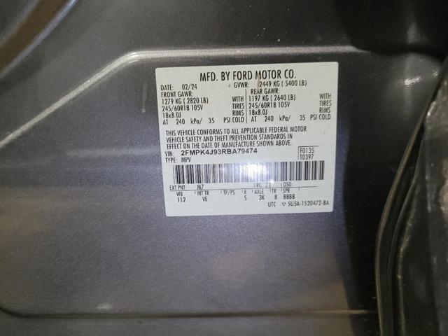 Photo of 2024 Carbonized Gray Metallic Ford Edge