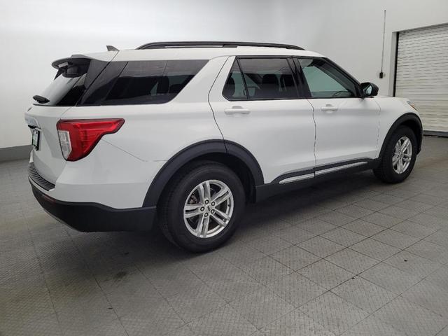 Photo of 2023 White Ford Explorer