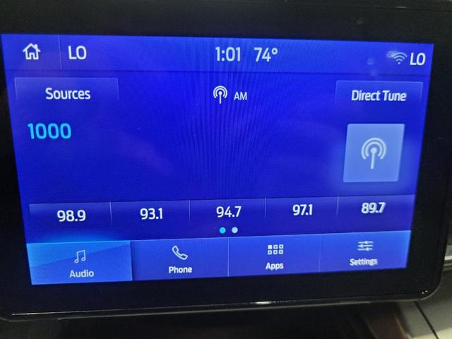 Photo of 2023 White Ford Explorer